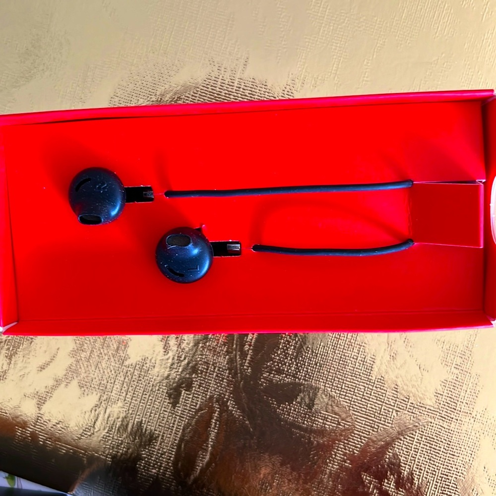 Peloton Sumpan Headphones